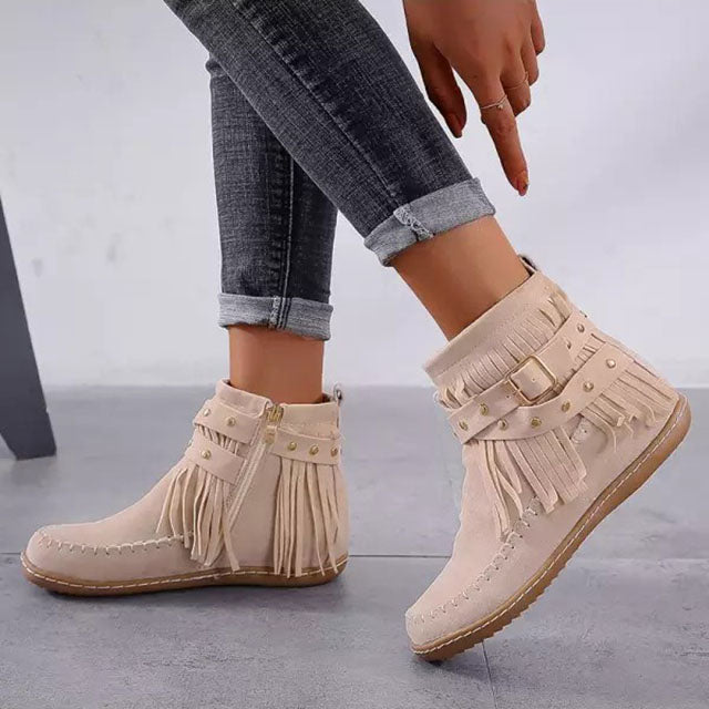 Cynthia | Bequeme, Stilvolle Stiefeletten Damen Schwarz mit Fransen 2