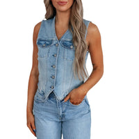 Clara | Moderne Und Stilvolle Jeansweste Mit Knopfleiste