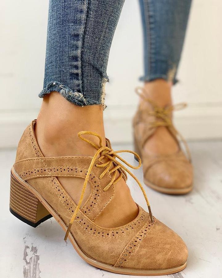 Daphne | Bequeme &amp; Stilvolle Damen Oxford-Schuhe zum Schnüren 1
