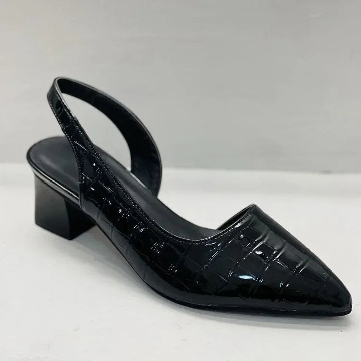 Elara | Bequeme, Elegante & Zeitlose Damen Pumps in Schwarz und Beige 2