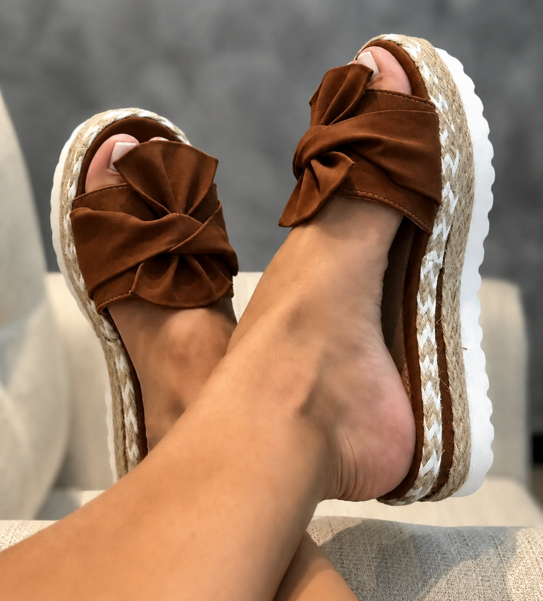 Elena | Elegante und feminine Damen Keilsandalen 4