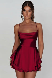 Katja | Strahlendes Satin-Minikleid Mit Rüschen-Details
