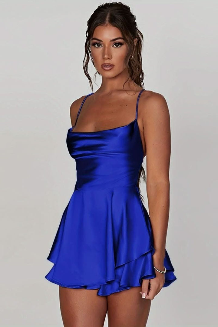 Elena | Satin-Minikleid mit eckigem Ausschnitt und Rüschen 13
