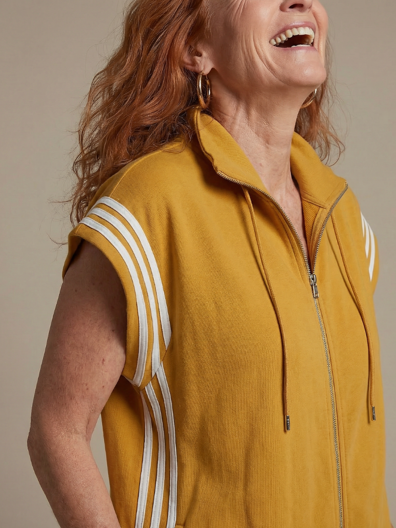 Elysia | Eleganter Damen Trainingsanzug – Bequem, Sportlich & Mit Kontrastdetails 6