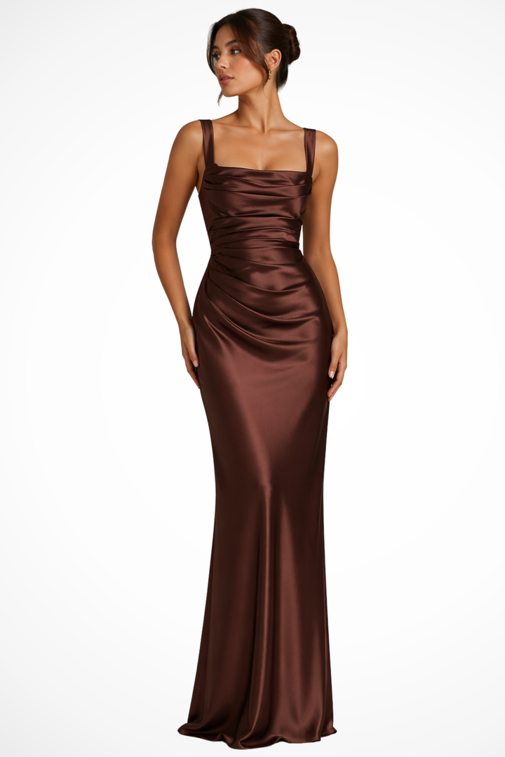 Evelina | Elegantes, Raffiniertes &amp; Zeitloses Abendkleid mit Quadratischem Ausschnitt 2