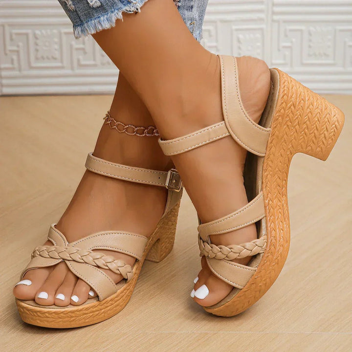 Freya | Elegante, Geflochtene &amp; Bequeme Plateau-Sandalen 4