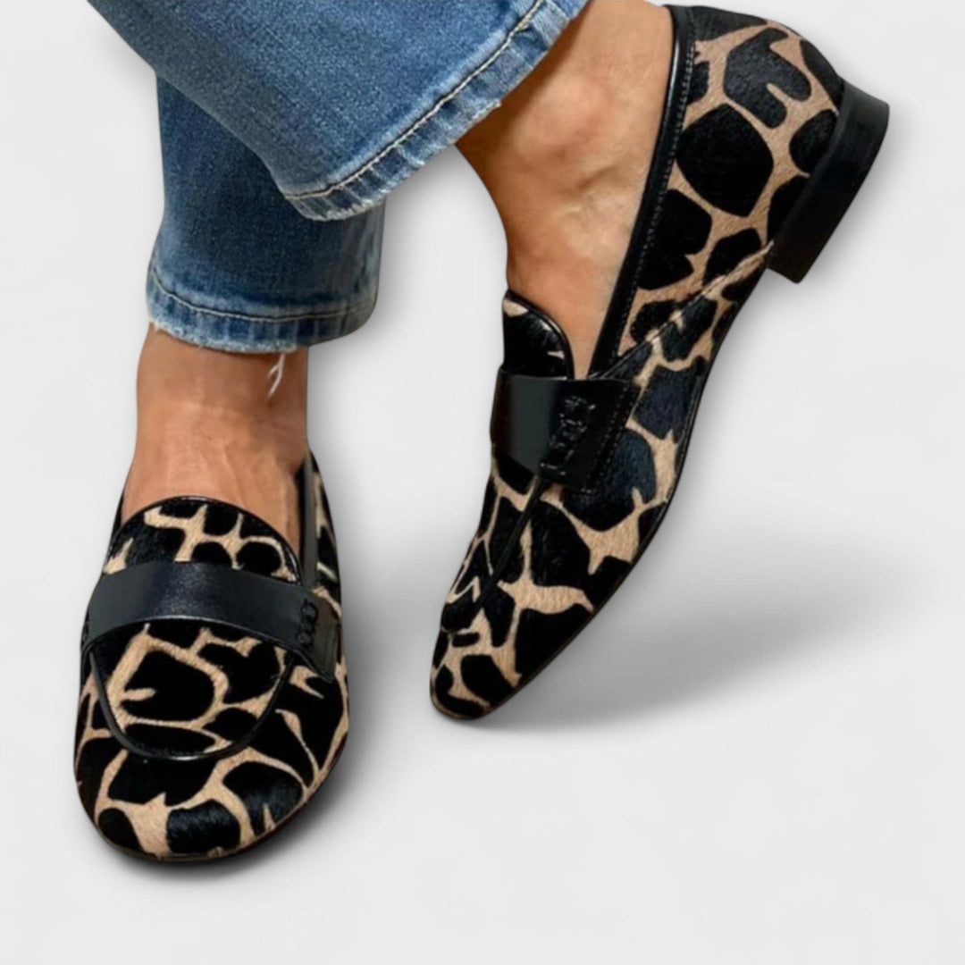 Grelan | Stilvolle Bequeme Slipper mit Tierdruck 1