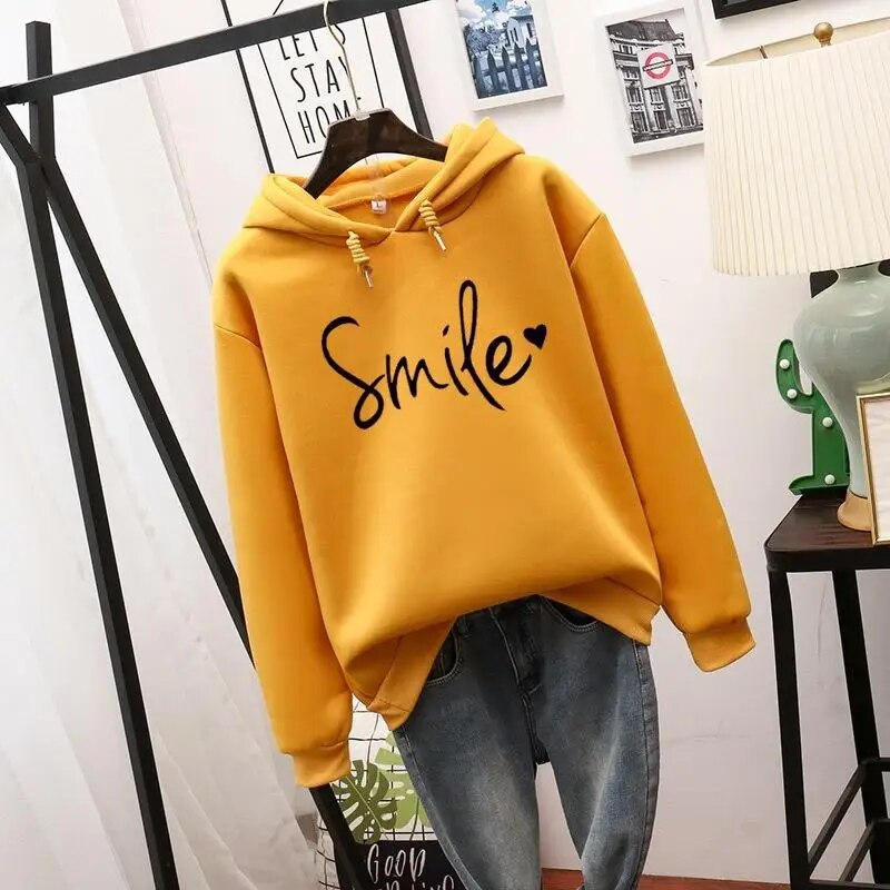 Heidi | Bequemer & Stilvoller Damen Hoodie mit Einzigartigem Smile-Love Design 3