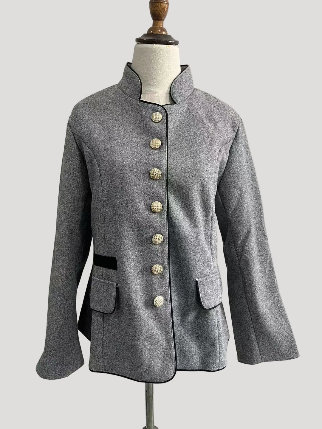 Heidi | Elegante, Schmal Geschnittene Damenjacke mit Stehkragen und Kontrastdetails 2