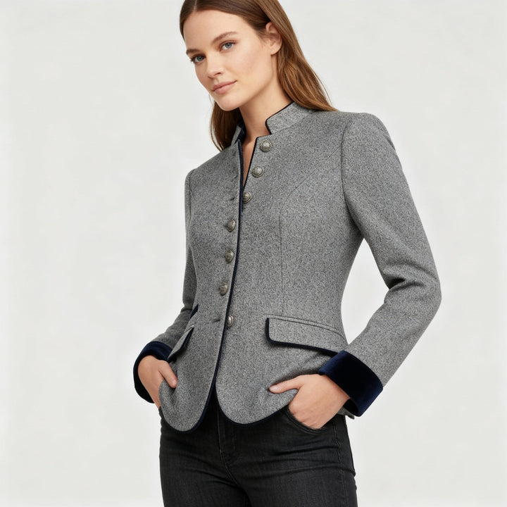 Heidi | Elegante, Schmal Geschnittene Damenjacke mit Stehkragen und Kontrastdetails 4