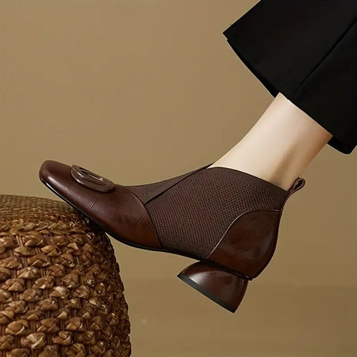 Heike | Handgefertigte minimalistische orthopädische Stiefel 0