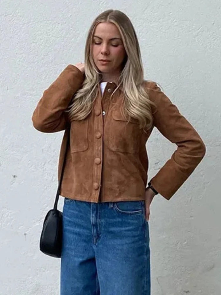 Helena | Bequeme und zeitlose Wildlederjacke 0