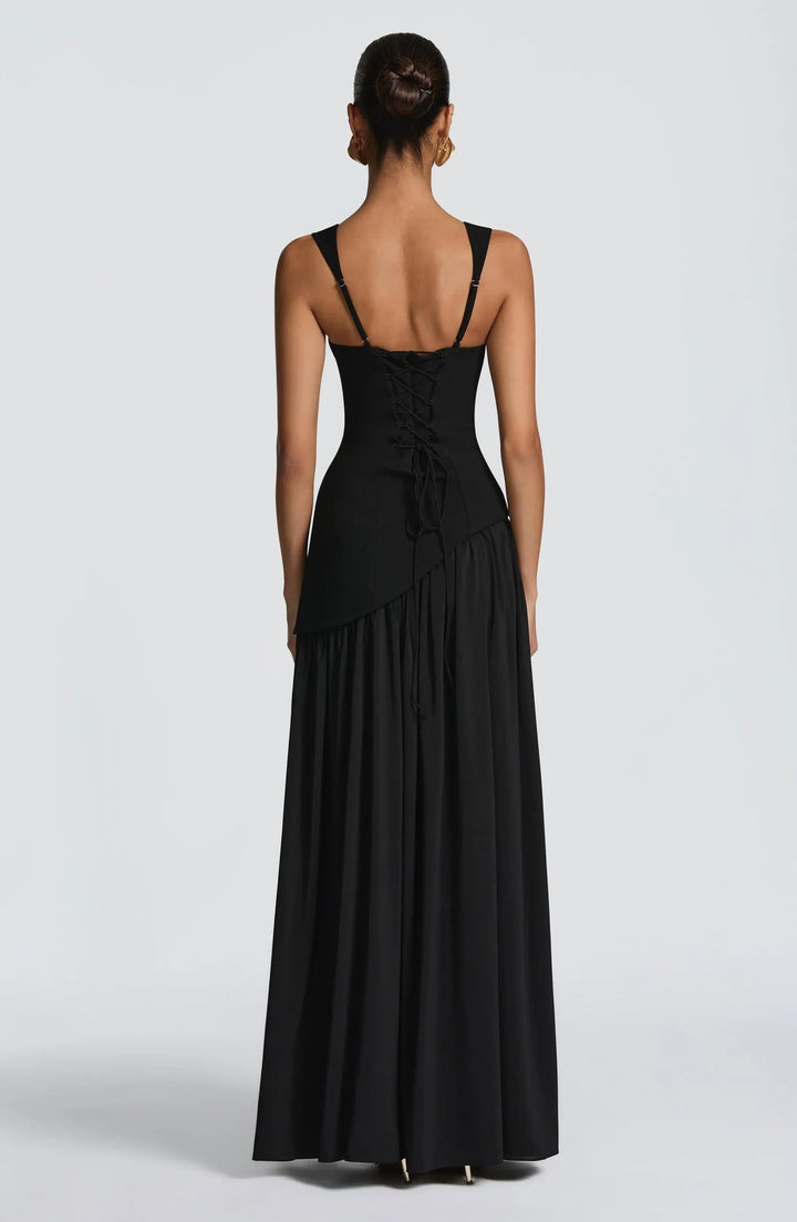 Isabella | Elegantes Abendkleid mit hohem Schlitz 4