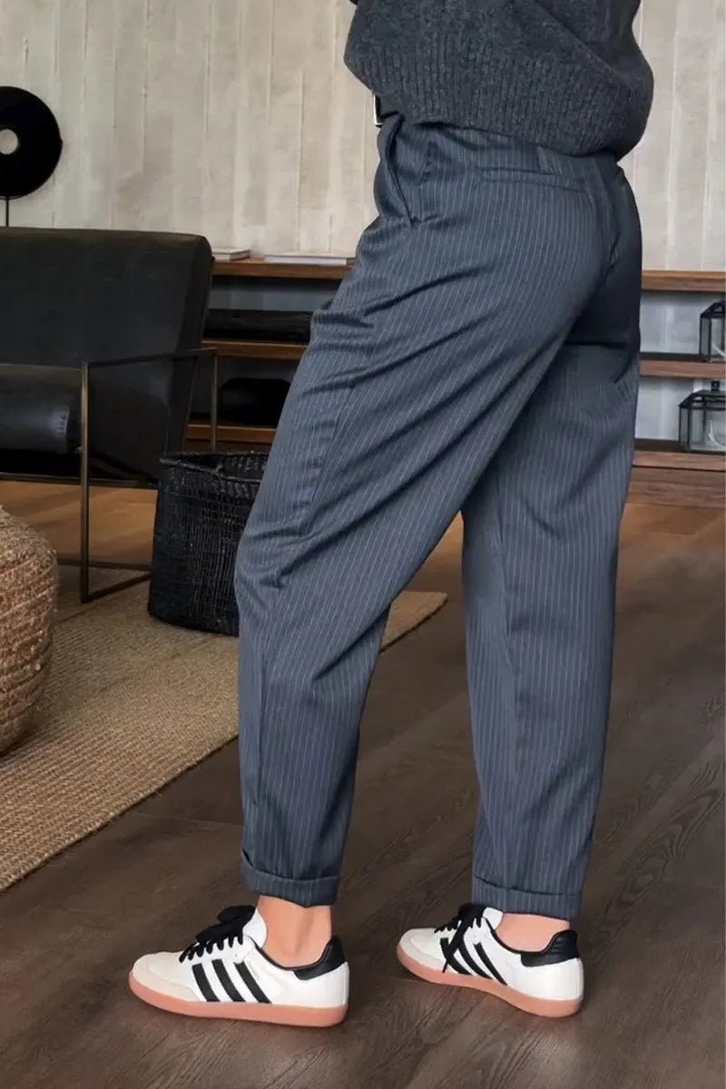 Isabella | Stilvolle Hose mit hohem Bund 5