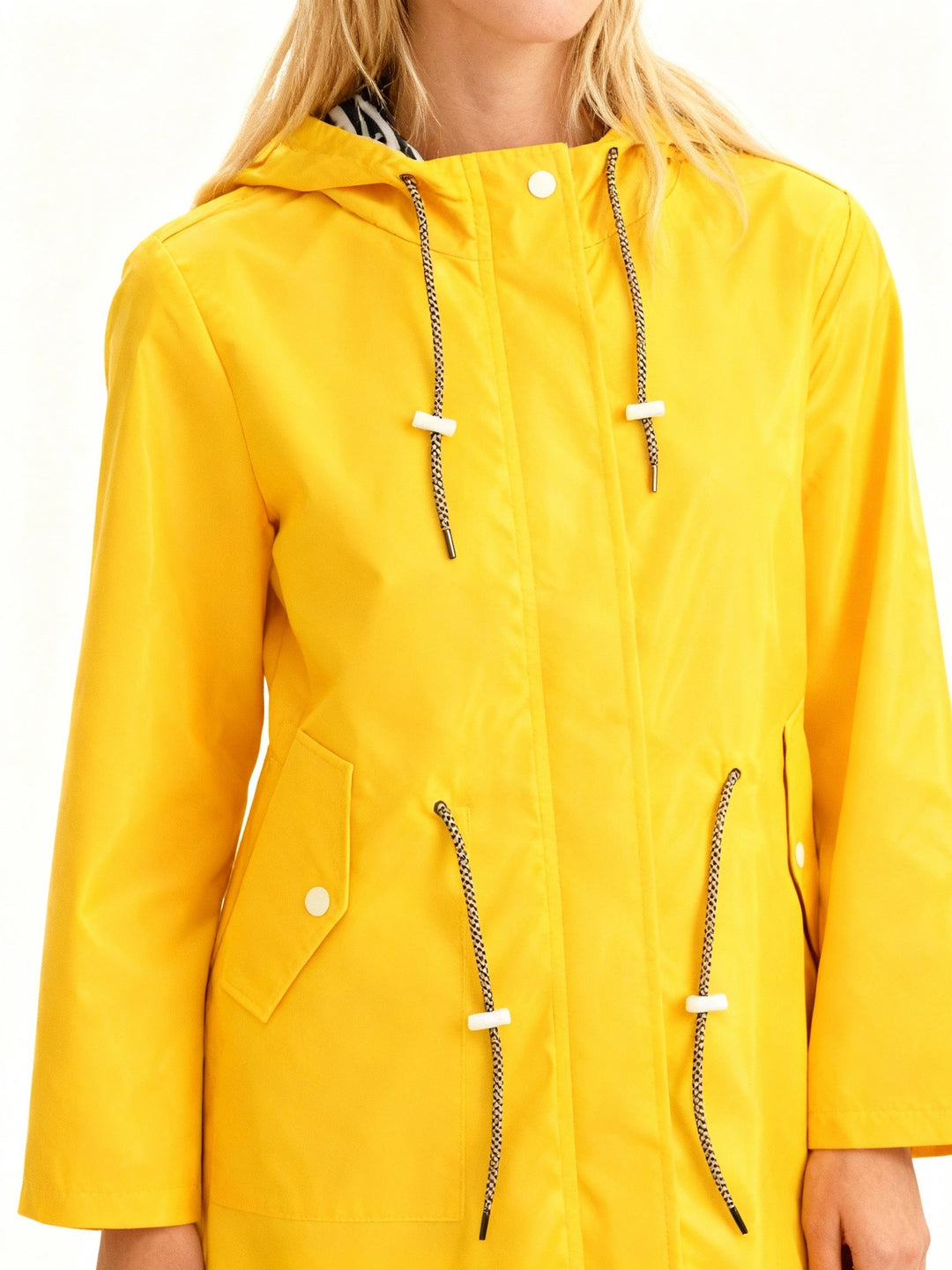 Julia | Wasserdichter & stilvoller Damen Regenjacke 1