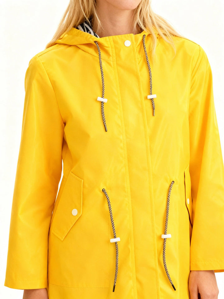 Julia | Wasserdichter & stilvoller Damen Regenjacke 1