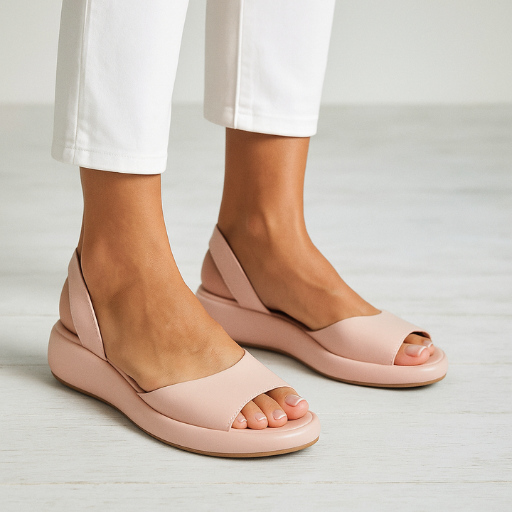 Juliane | Leichte und bequeme Wandersandalen 2