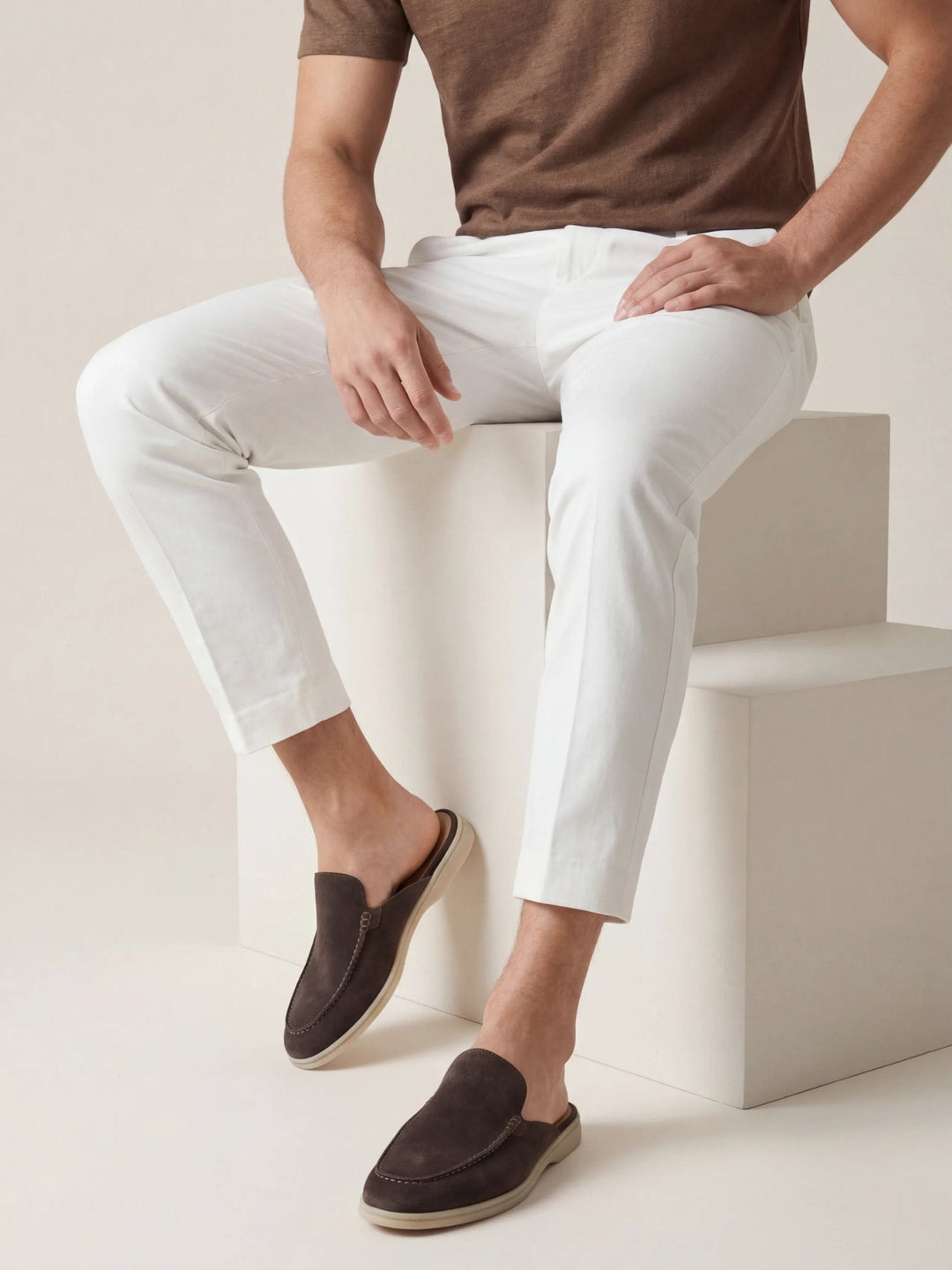 Julius | Bequeme, Atmungsaktive Herren Pantoletten – Stilvolle Slip-Ons für Entspannte Tage 4