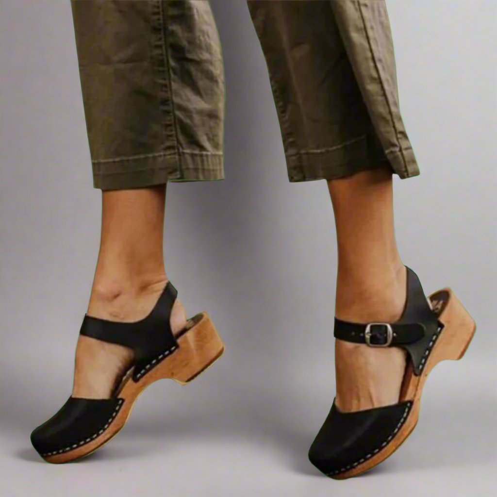 Karin | Vintage inspirierte Plateau Clogs mit Lederobermaterial 0