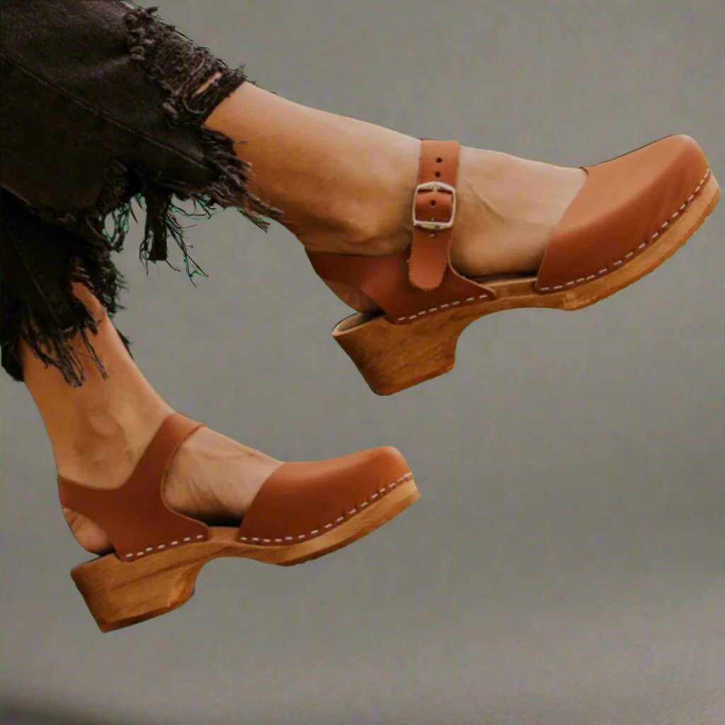 Karin | Vintage inspirierte Plateau Clogs mit Lederobermaterial 1