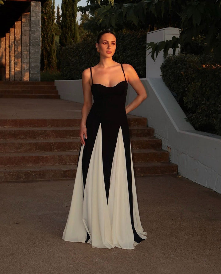 Karolin | Stilvolles und fließendes Spitzen Hochzeitsgästekleid 3