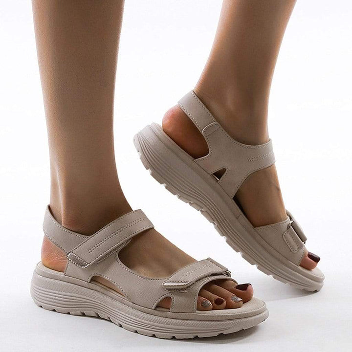 Lena | Bequeme orthopädische Sommer Sandalen mit verstellbarer Passform 7