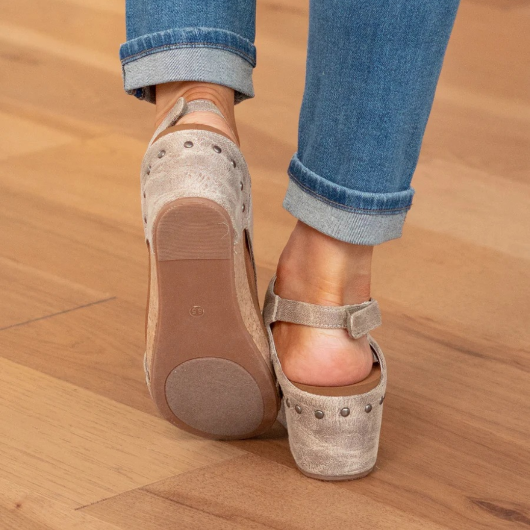 Liorina | Elegante und lässige Sommer-Sandalen mit Keilabsatz 2