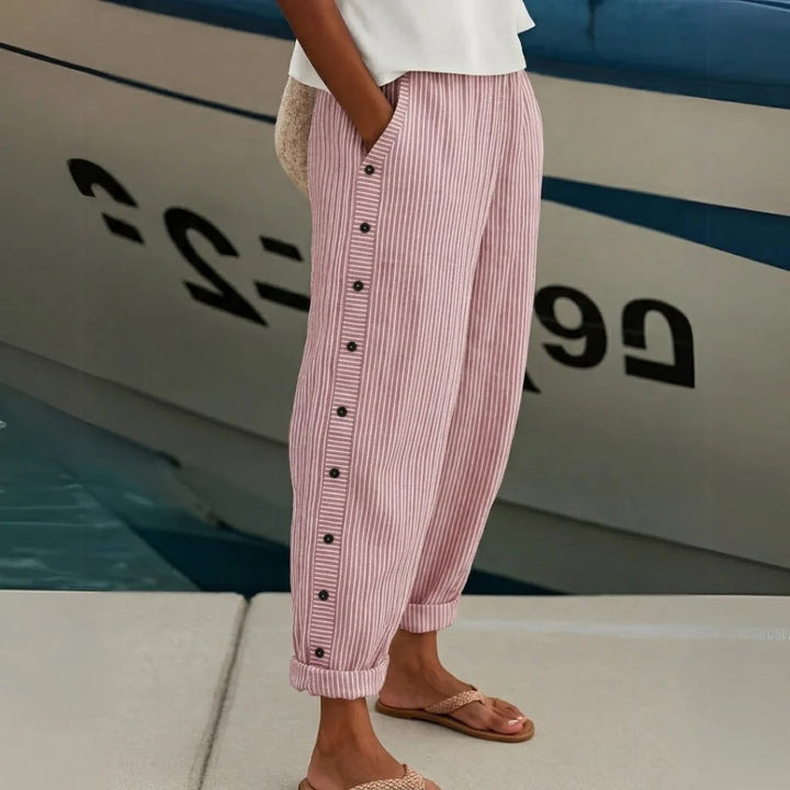 Livia | Elegante Hochtaillierte Gestreifte Knopfhose 2