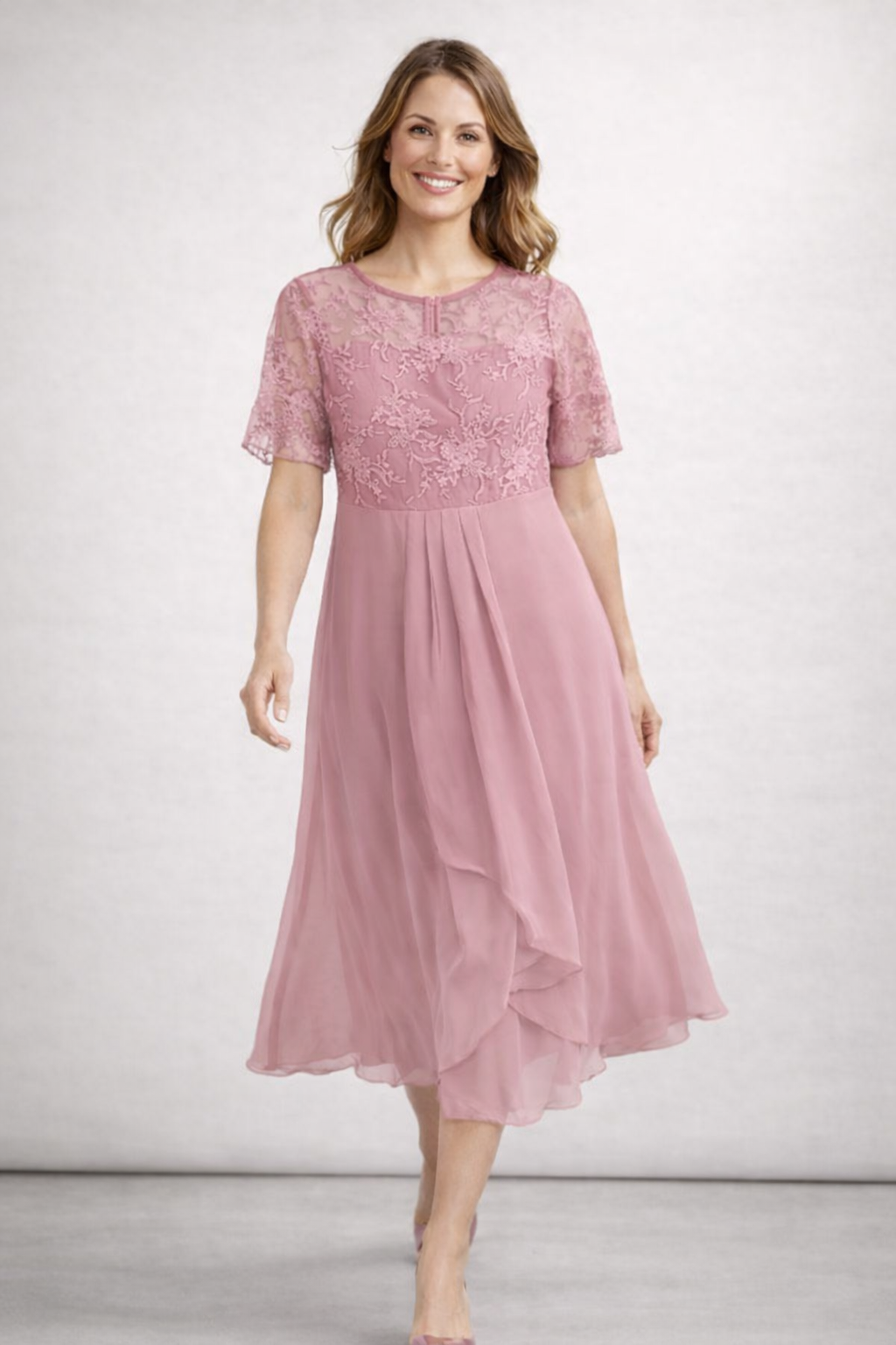 Livia | Elegantes Midikleid mit Floraler Spitze 1