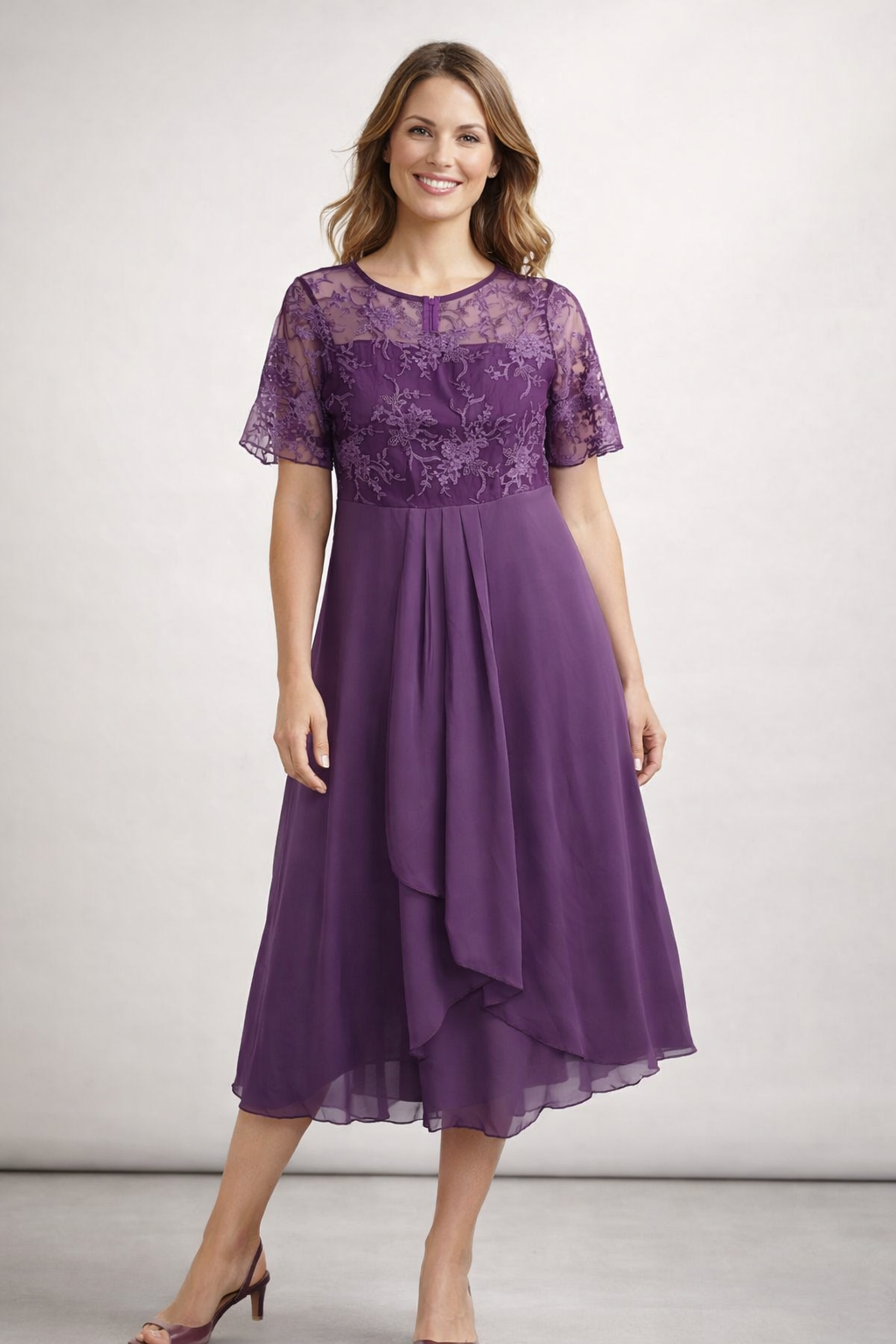 Livia | Elegantes Midikleid mit Floraler Spitze 3
