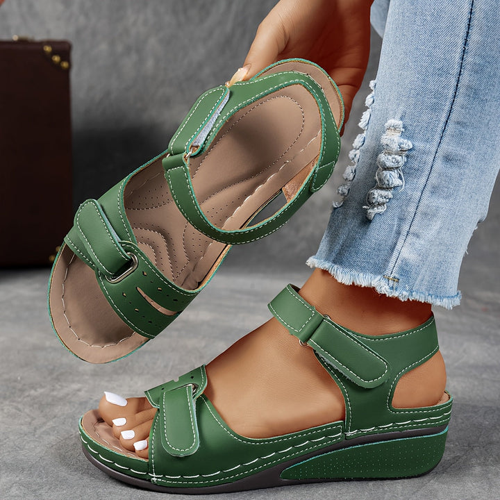 Livia | Ergonomische Rieker Sandalen Damen für Komfort und Stil 1