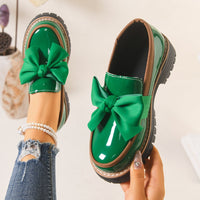 Claudia | Elegante Lackleder-Loafer mit Statement-Schleife