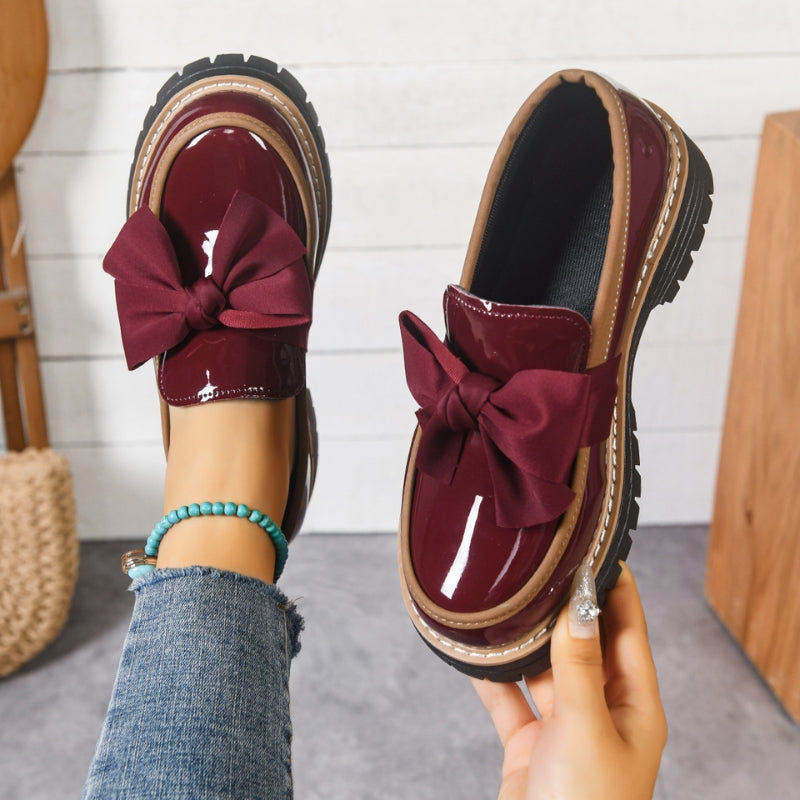 Livia | Glänzende Elegante Frauen Loafer mit Übergroßer Schleife 2