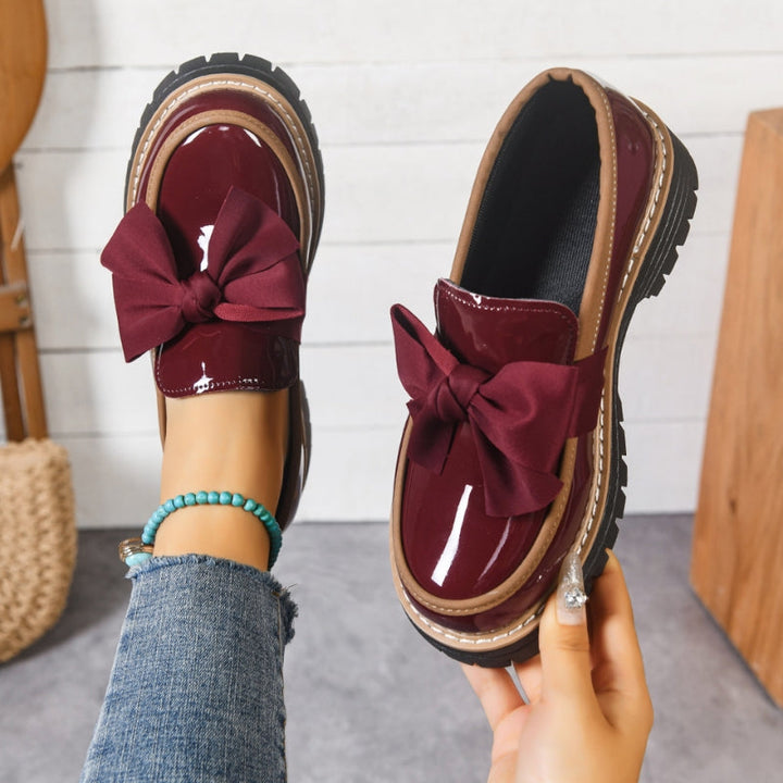 Livia | Glänzende Elegante Frauen Loafer mit Übergroßer Schleife 2