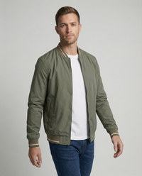 Noah| Modern Slim-Fit Bomber Jacket for Men