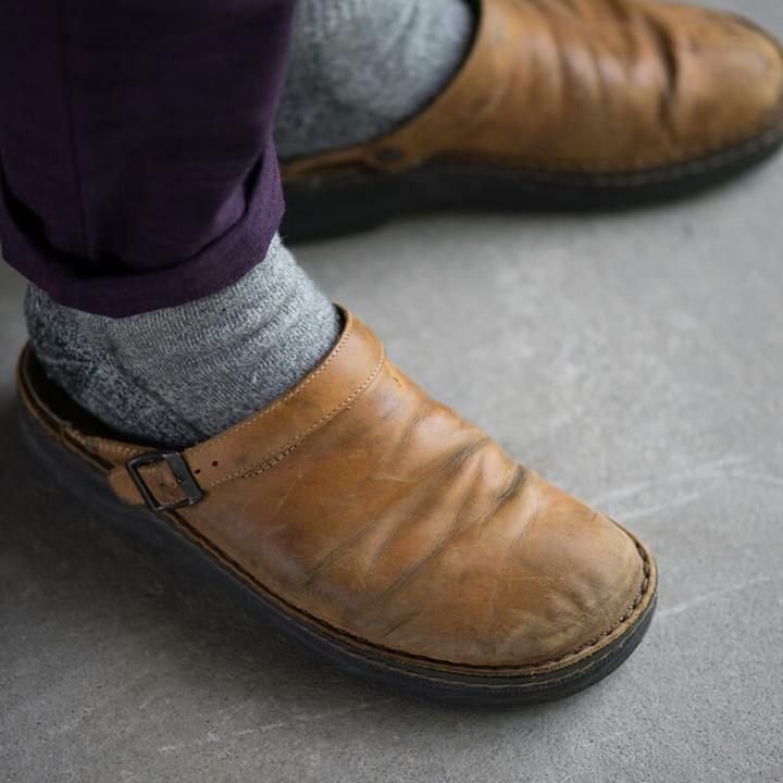 Marcus | Stilvolle und bohemische orthopädische Herren Pantoletten 3
