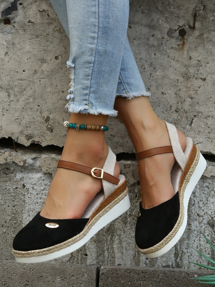 Mia | Elegante und bequeme geflochtene Sommersandalen 4