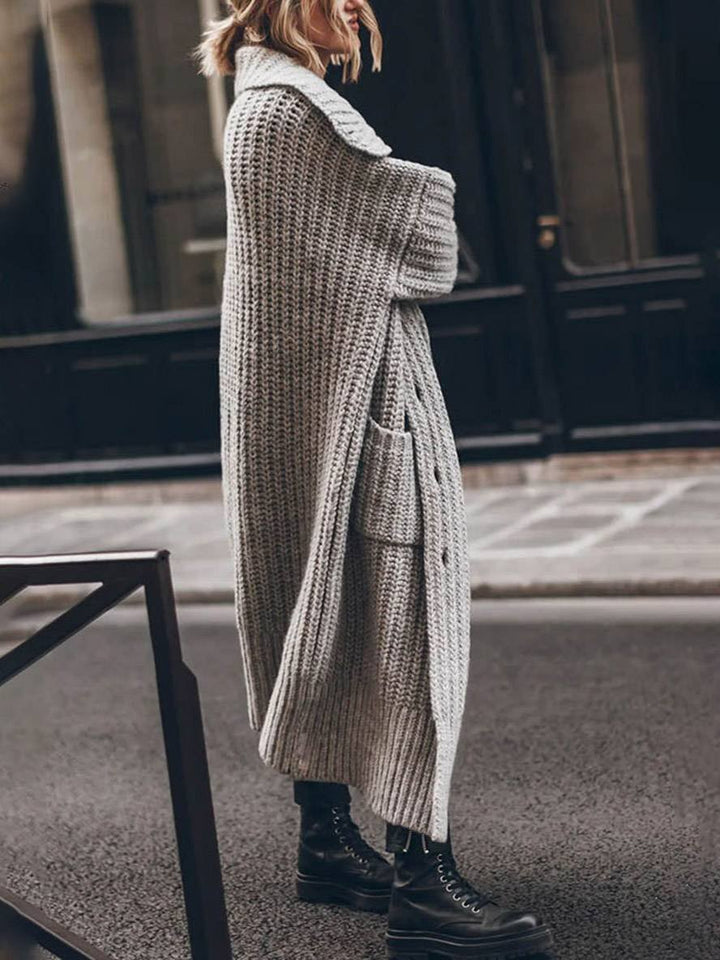 Mia | Oversize-Strickjacke für Damen mit grob gestricktem Rippstrick und langem Revers 2