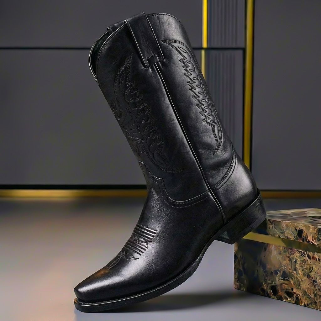 Mila | Zeitlos und elegant Stiefel aus poliertem Leder 1