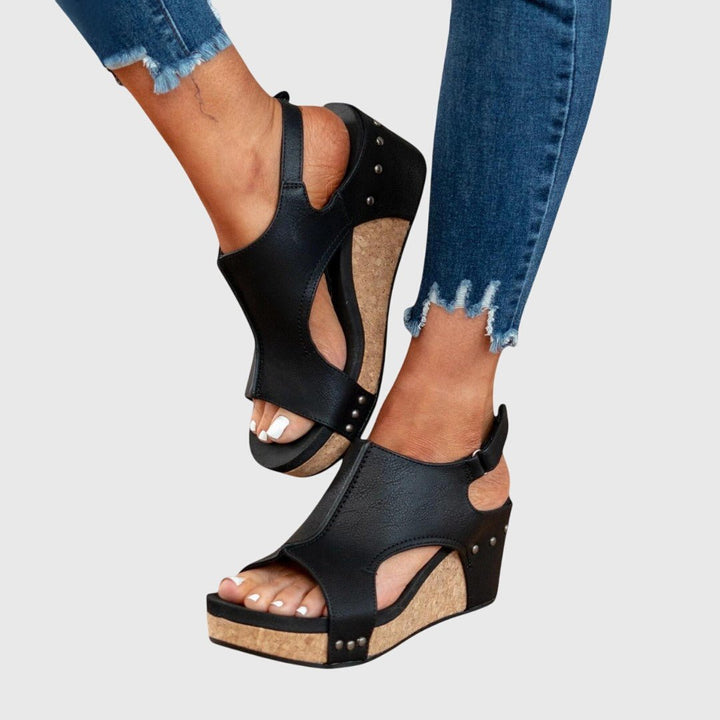 Mira | Bequeme und orthopädische Keilsandalen 8