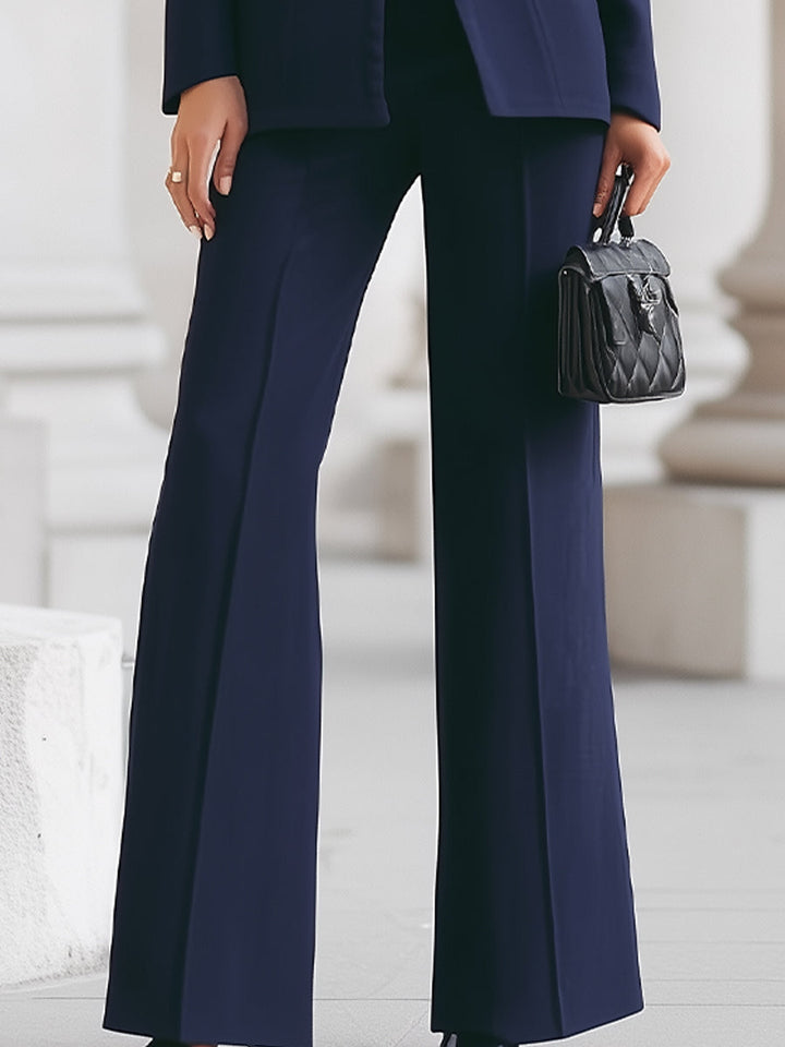 Mira | Eleganter, Maßgeschneiderter Blazer- und Hosen-Set für Frauen 6