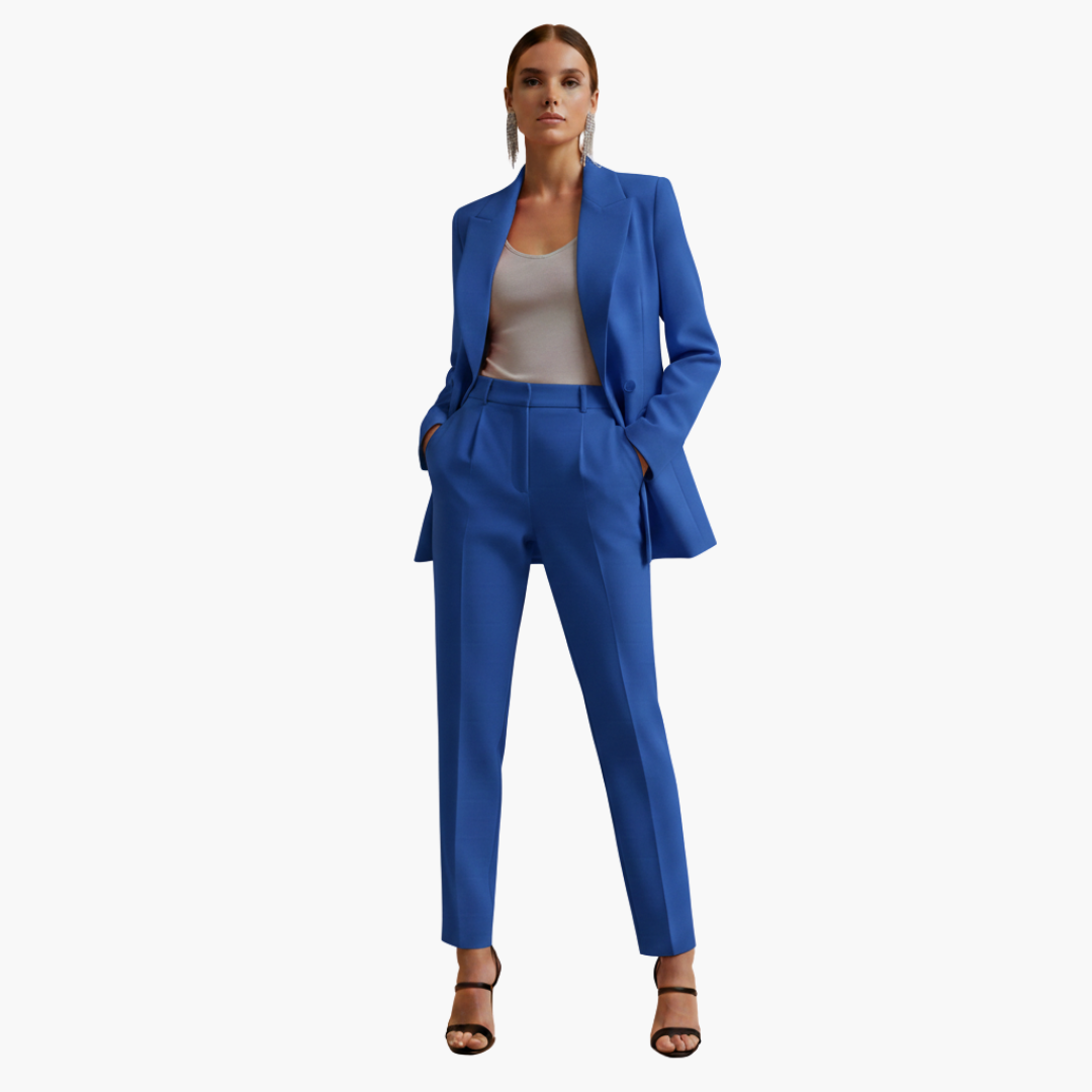 Natascha | Eleganter Damen Anzug Blau – Zweireihig, Maßgeschneidert &amp; Festlich 9