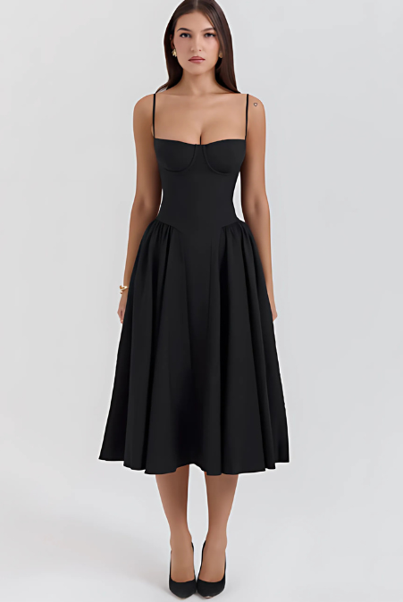 Nivara | Elegantes Korsettkleid mit Fließendem Rock 6