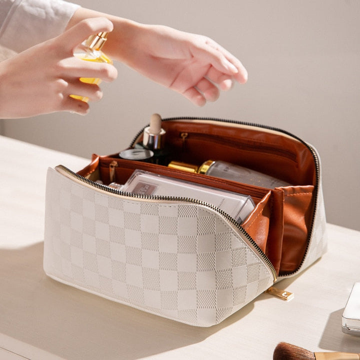 Nora | Stilvoller, Robuster Kulturbeutel für Damen – Perfekt für Reisen und Kosmetik 0