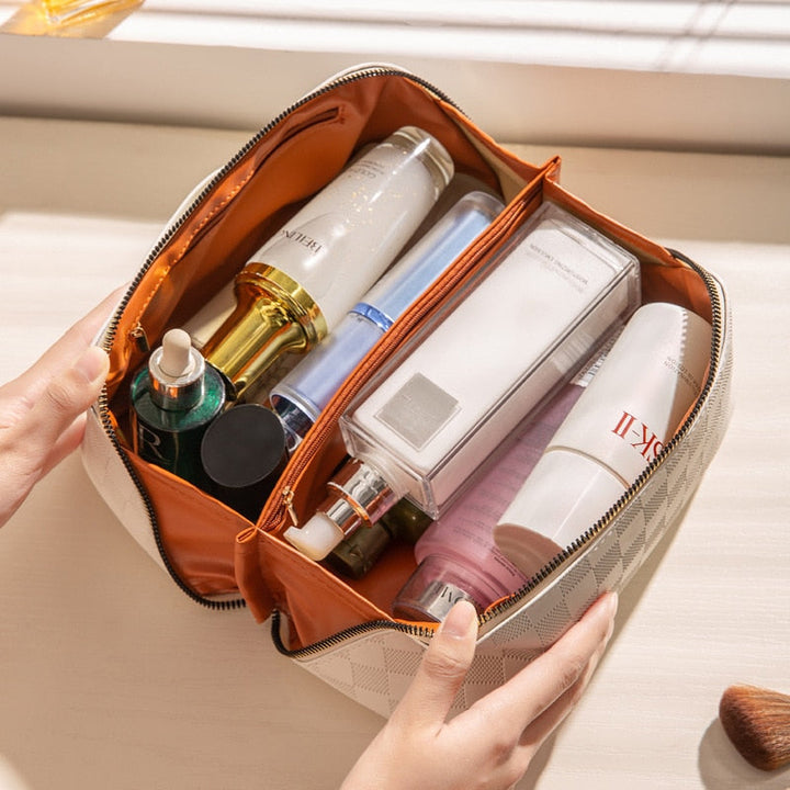 Nora | Stilvoller, Robuster Kulturbeutel für Damen – Perfekt für Reisen und Kosmetik 1