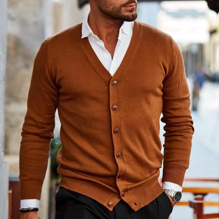 Rovian | Warme und stylische Herrenstrickjacke 2