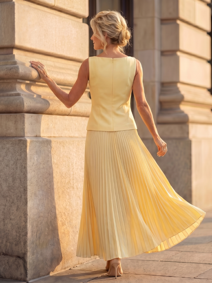 Sarina | Elegantes Damen Set – Strukturierter Oberteil & Fließender Faltenrock für Stilbewusste 3