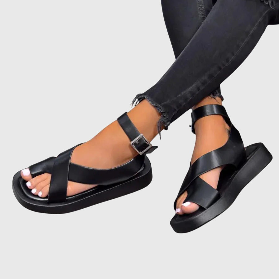 Sienna | Elegante, Auffällige Riemchen Gladiatorsandalen mit Plateausohle 4