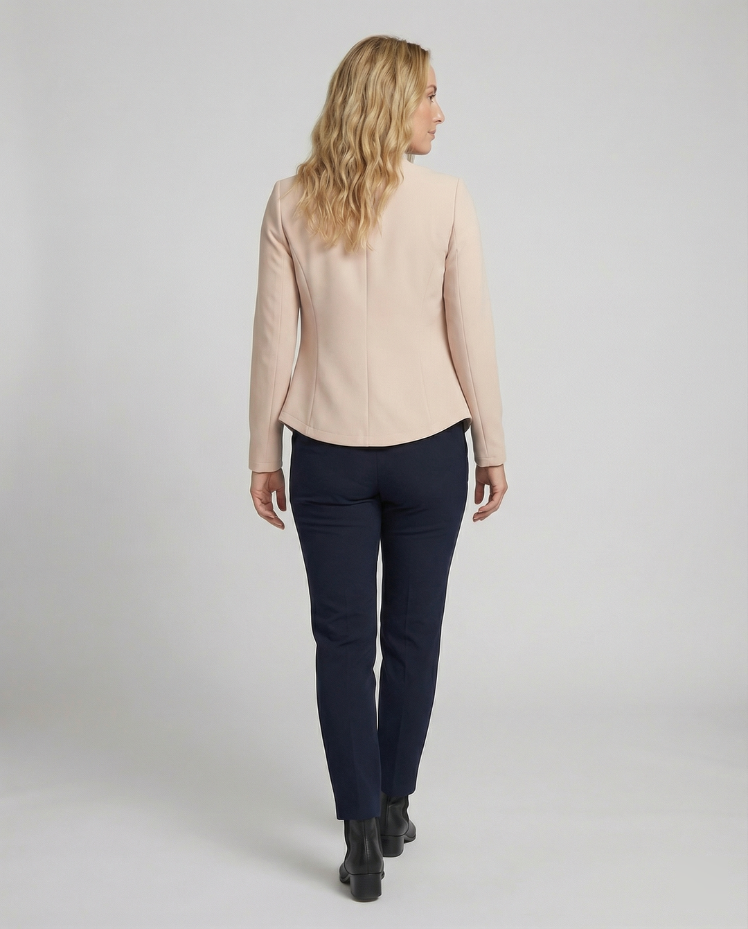 Sienna | Eleganter, Bequemer & Vielseitiger Damen Blazer 3