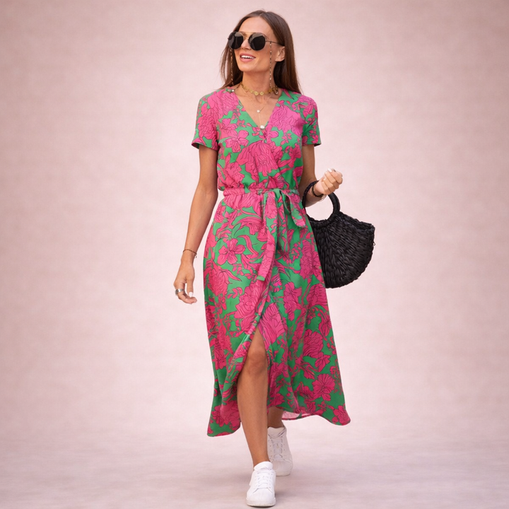 Sienna | Luftiges, geblümtes Wickelkleid im Sommerstil 0